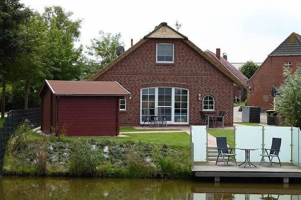 100qm Ferienhaus für 6 Pers. + Hund mit Kamin, Wärmekabine & Garten in Top-Lage