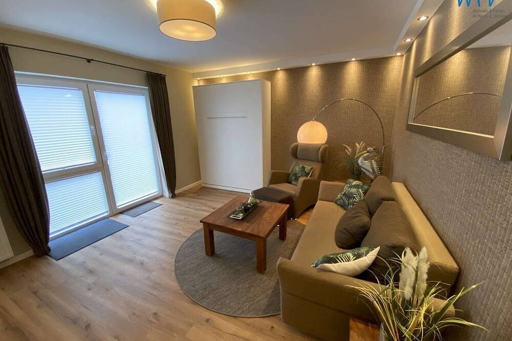 Insel Borkum: Ferienwohnung mit Terrasse und Garten