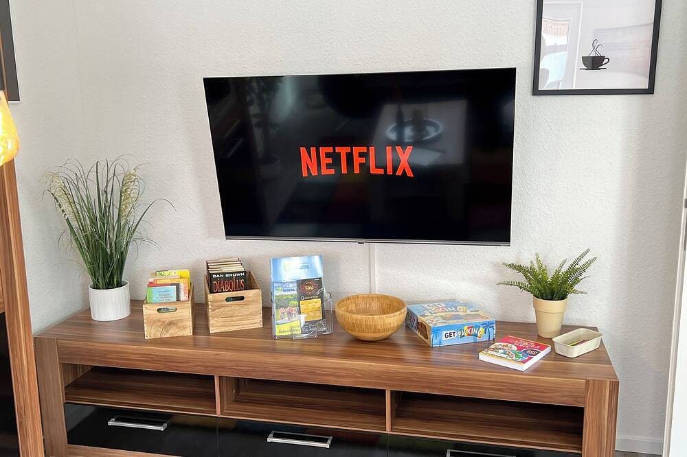 \"Elstar\" - Barrierefreies Ferienhaus mit Carport Terrasse Netflix Free Wifi — Bild 5