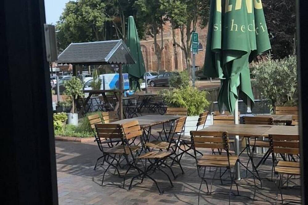 Tolle Wohnung mit Blick auf den Störtebeker Turm — Bild 4