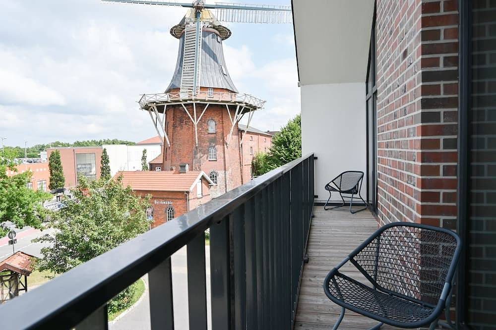 Castle moat apartment 4