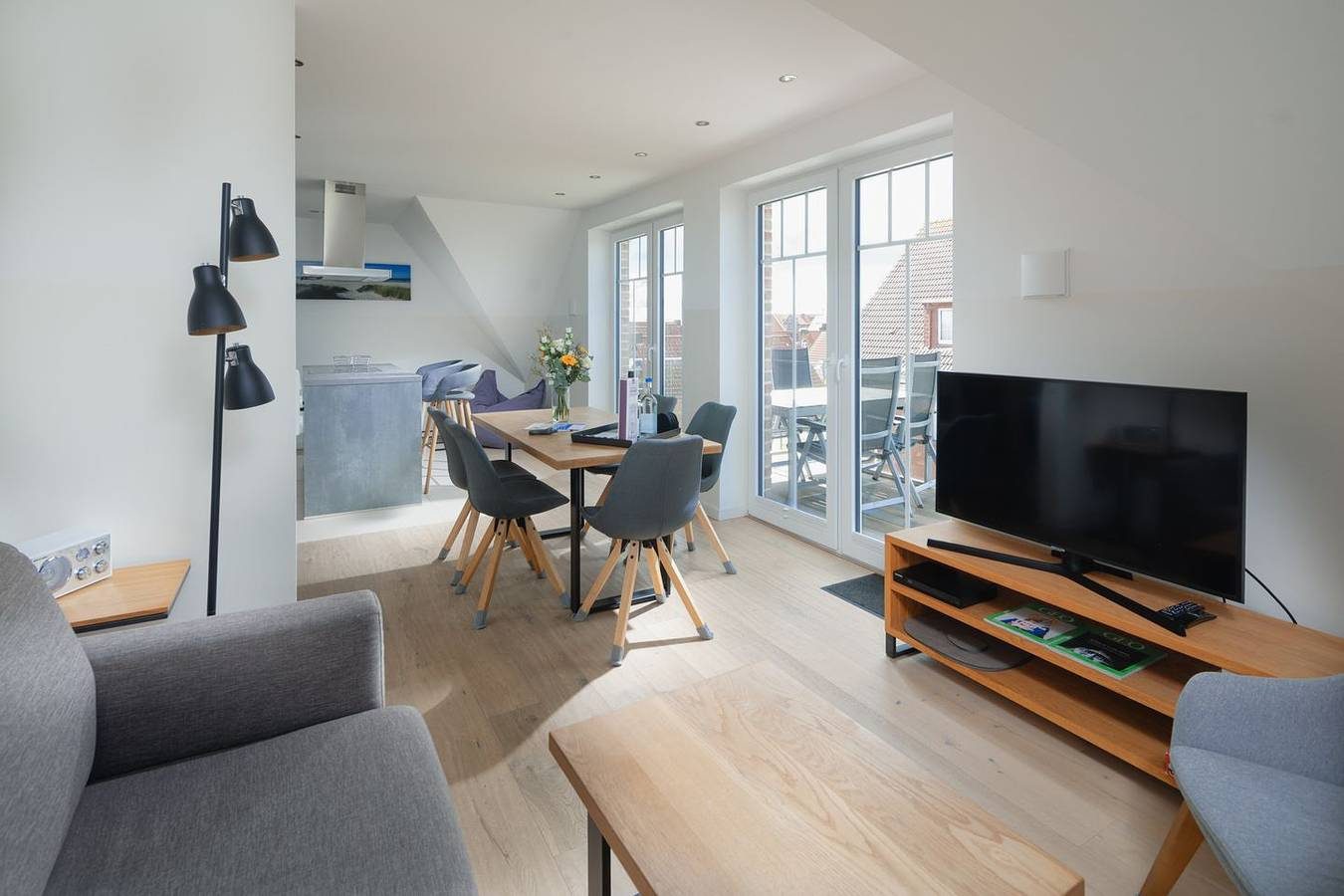 Moderne Ferienwohnung für 4 Personen, Neubau in Strandnähe — Bild 2