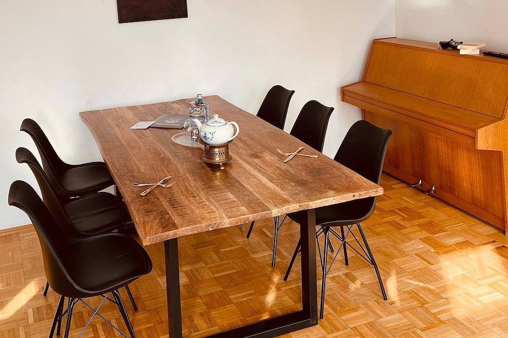 Ferienwohnung\/App. für 3 Gäste mit 70m² in Norden (190289) — Bild 2