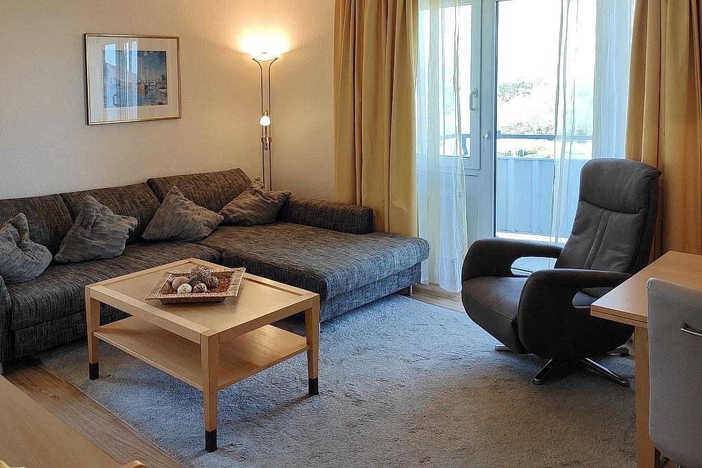 Strandnahe 3-Zimmer Ferienwohnung an der Nordsee mit Balkon und Meerblick