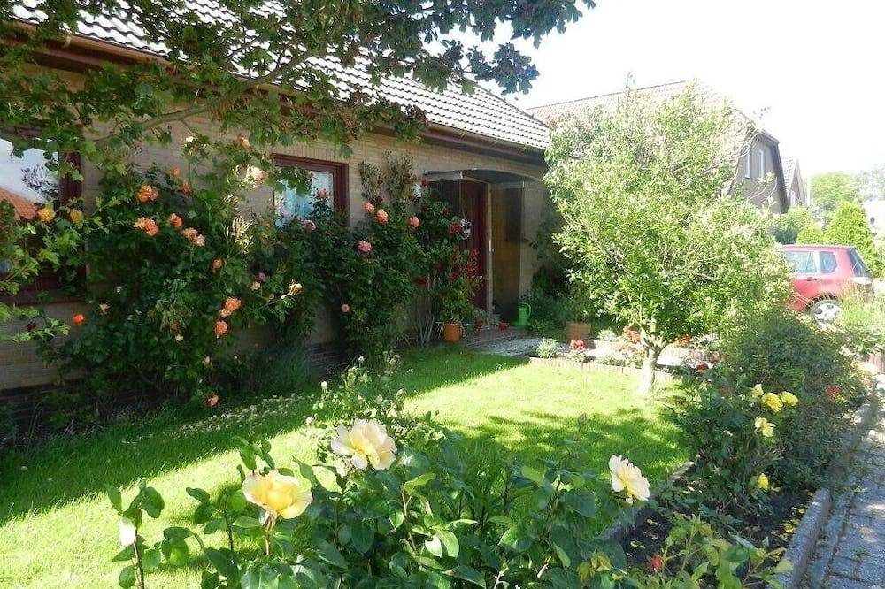 Sehr hell und freundlich gestaltete Ferienwohnung für 2 bis 4 Personen mit Wlan — Bild 4