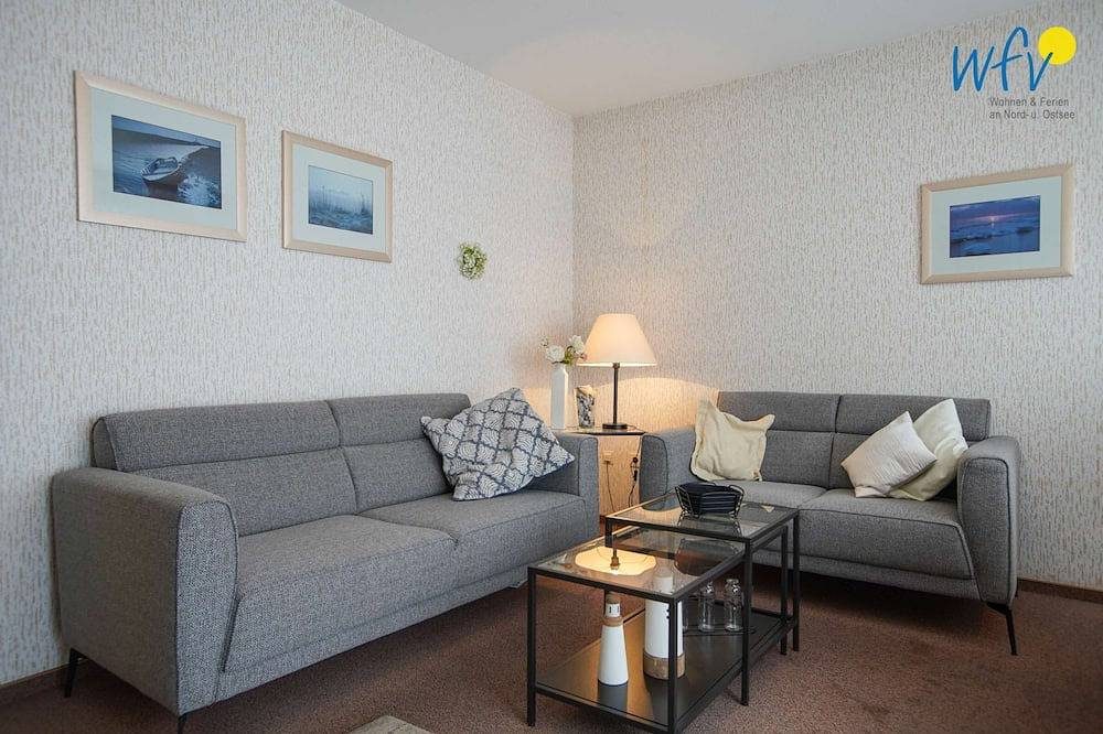 Borkum – Ferienwohnung mit Balkon für 4 Personen