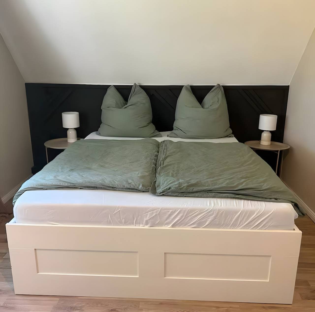 Ferienhaus 'Weißer Friese' mit privater Terrasse, Gemeinschaftsgarten und Wi-Fi — Bild 4
