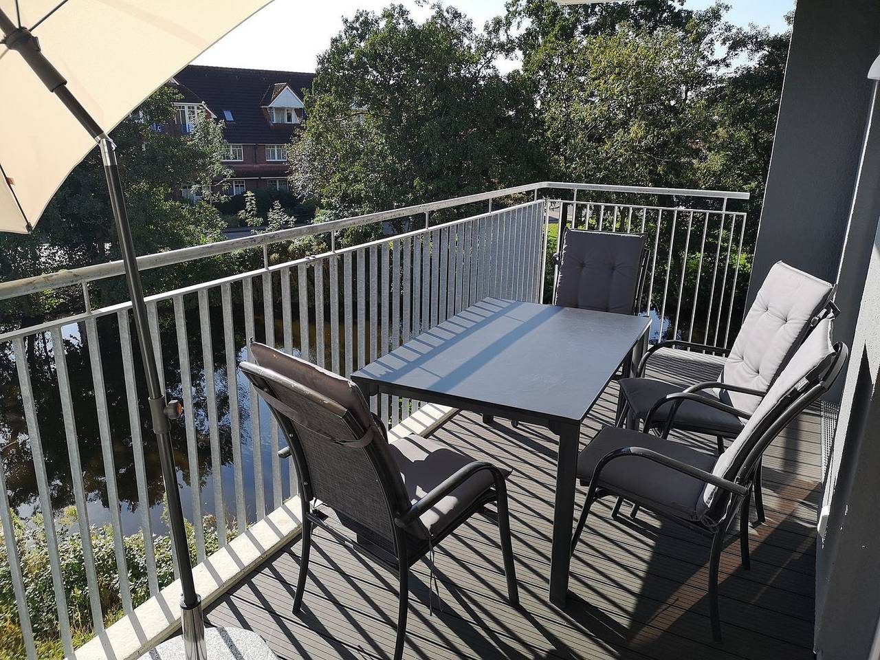 Moderne, hochwertige Ferienwohnung, Sauna, großer Balkon, strandnah — Bild 4
