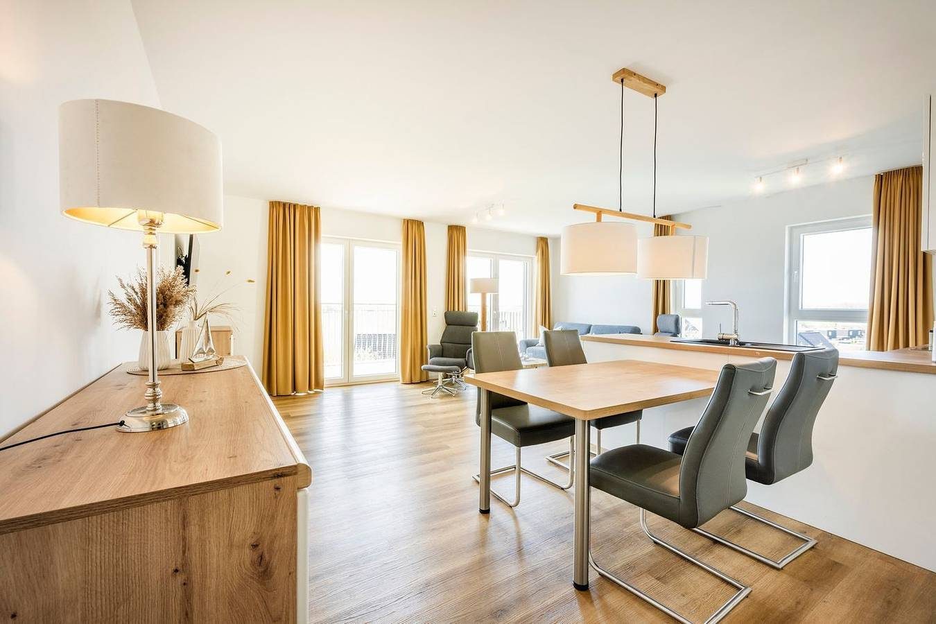 Moderne, hochwertige Ferienwohnung, Sauna, großer Balkon, strandnah — Bild 4