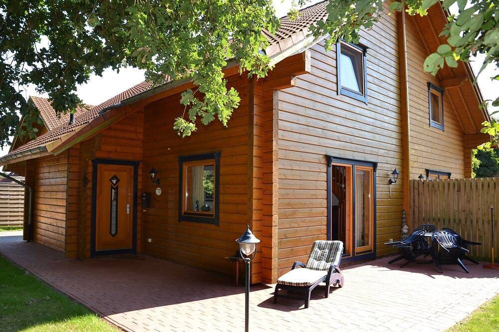 Ferien mit eigener Sauna und zwei Bädern für maximal vier Erwachsene