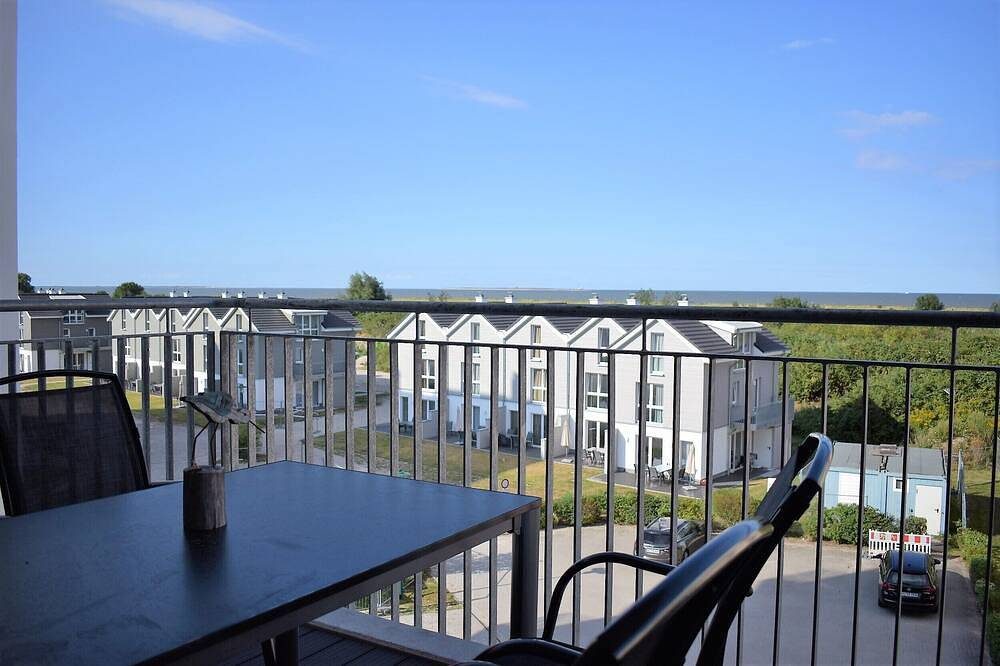 Moderne, hochwertige Ferienwohnung, Sauna, großer Balkon, Meerblick, strandnah — Bild 2
