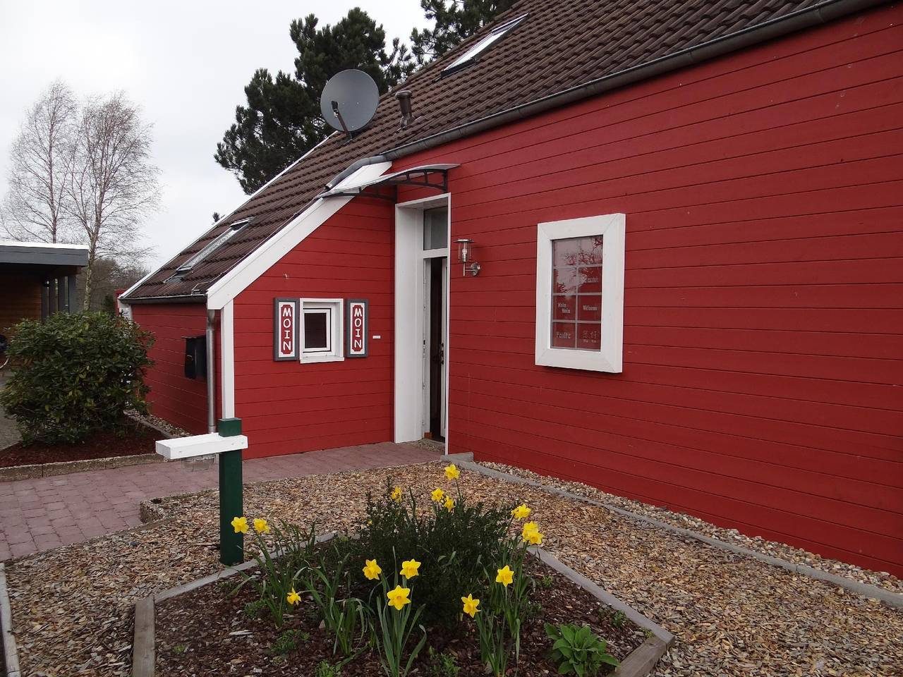 Das rote Haus  in Westoverledingen — Bild 2