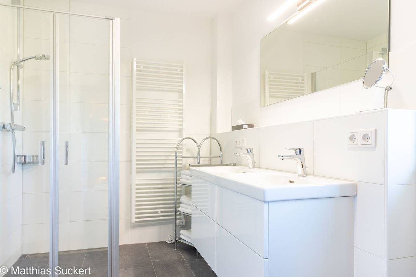 Luxus pur am Deich: Penthouse-Wohnung 'Lachmööv' in Hooksiel — Bild 5