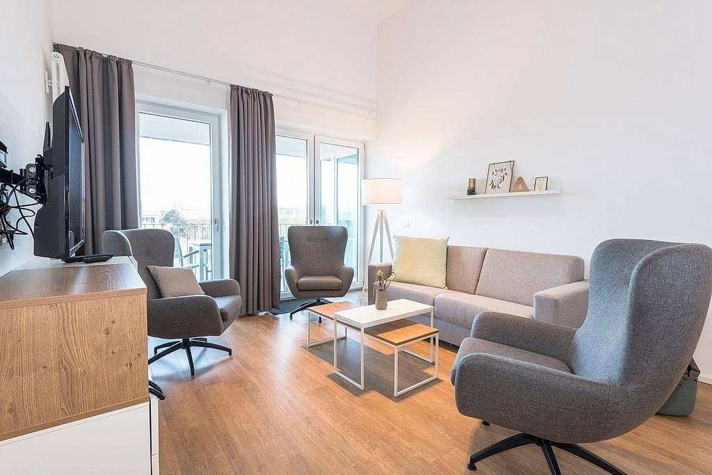 Familien-Apartment in Strandnähe mit großer Loggia, zwei Bädern & Sauna im Haus! — Bild 2