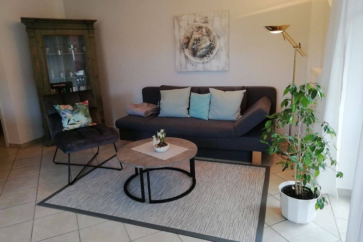 Strandnahe Ferienwohnung mit Terrassen und Garten — Bild 3