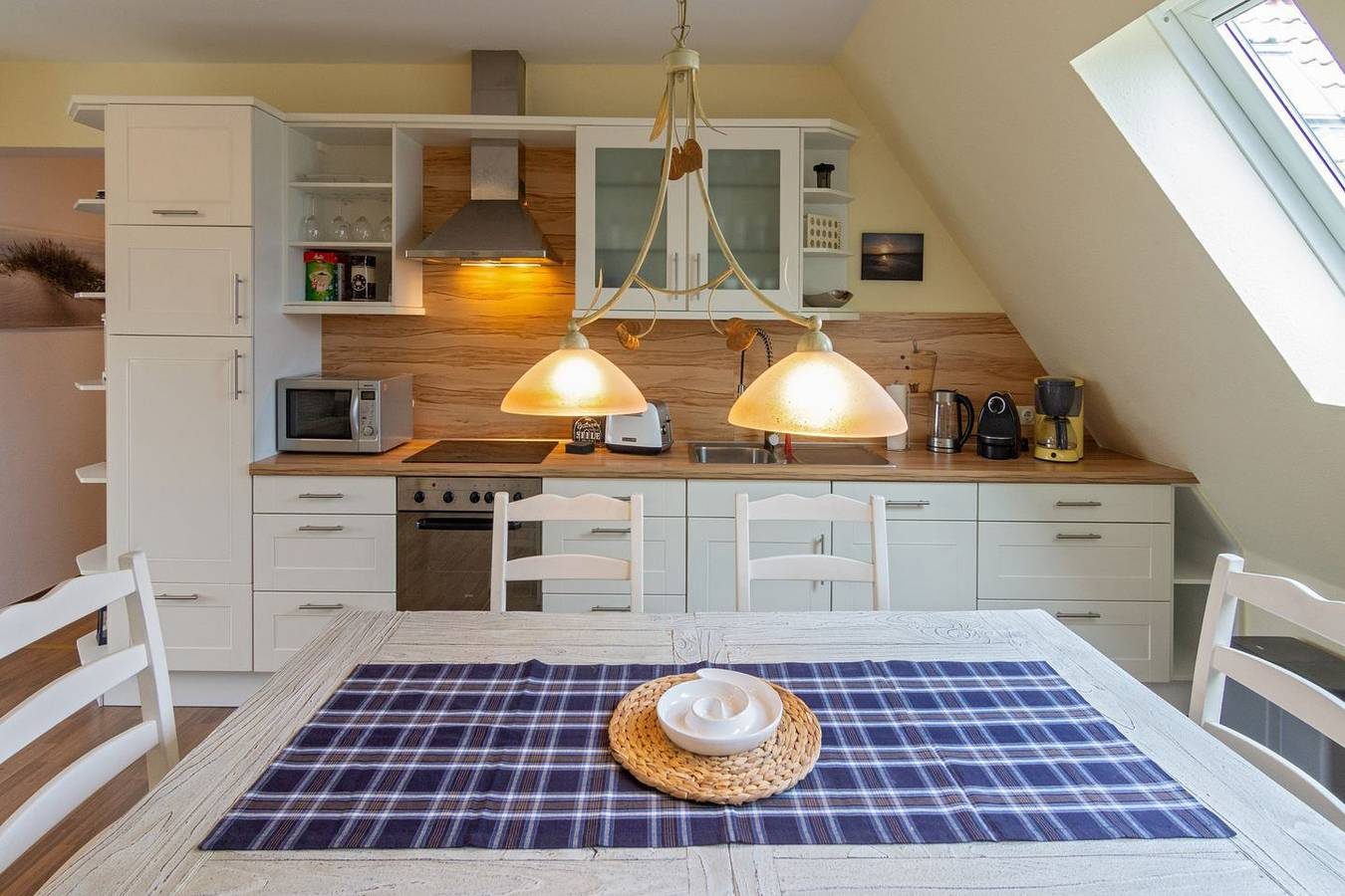 Entspanne und erlebe die Natur: Deine Ferienwohnung Deichbrise in Dornumersiel! — Bild 5