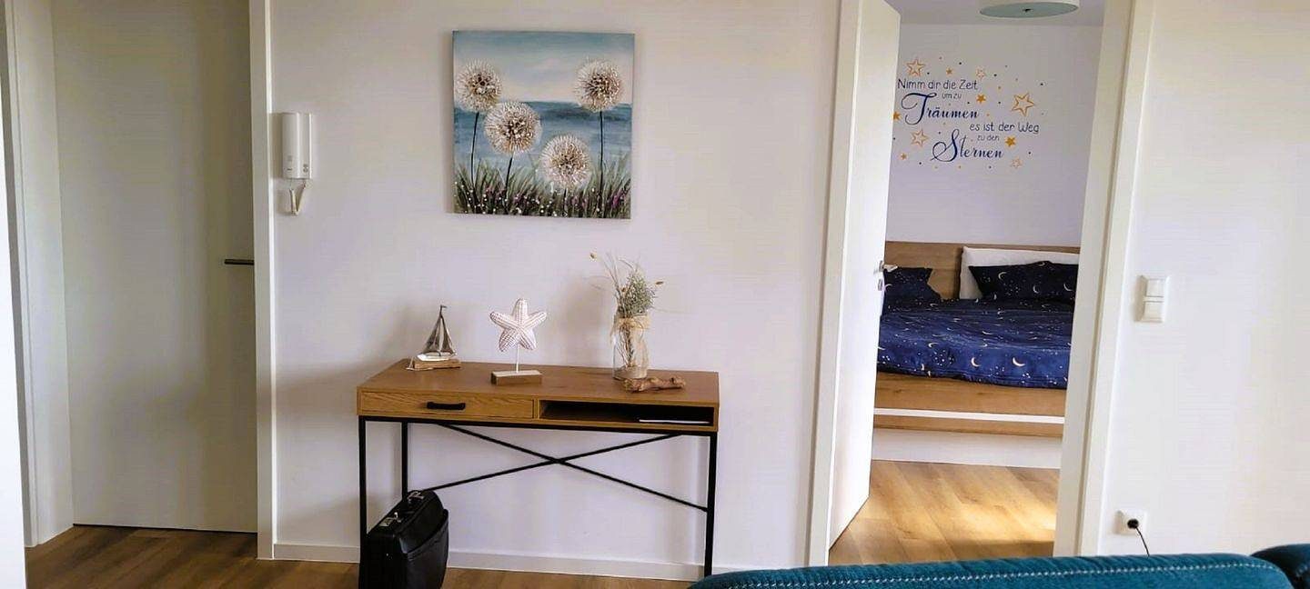 Moderne, hochwertige Ferienwohnung, Sauna, großer Balkon, Meerblick, strandnah — Bild 3