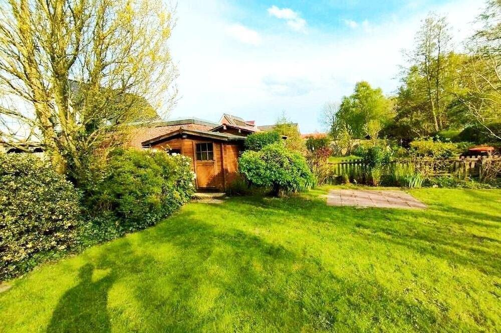 Haus Meereswind 3xschlafzimmer, Wintergarten mit Kamin, Büro, an der Westerkaye — Bild 4