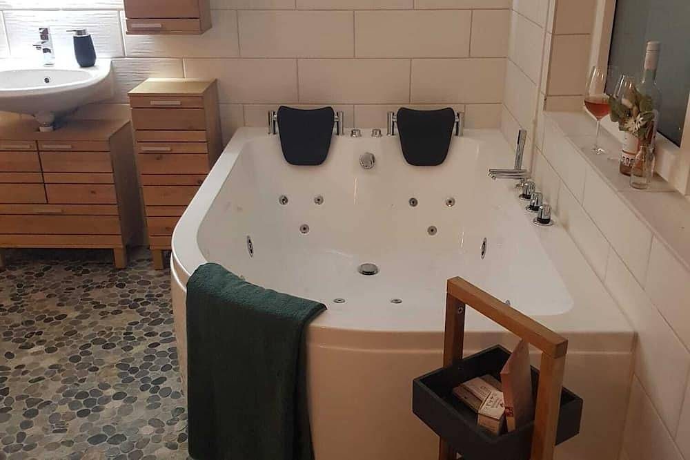 Ehem. Bauernhaus mit Sauna\/ Whirlpool\/Kamin in Strandnähe — Bild 2