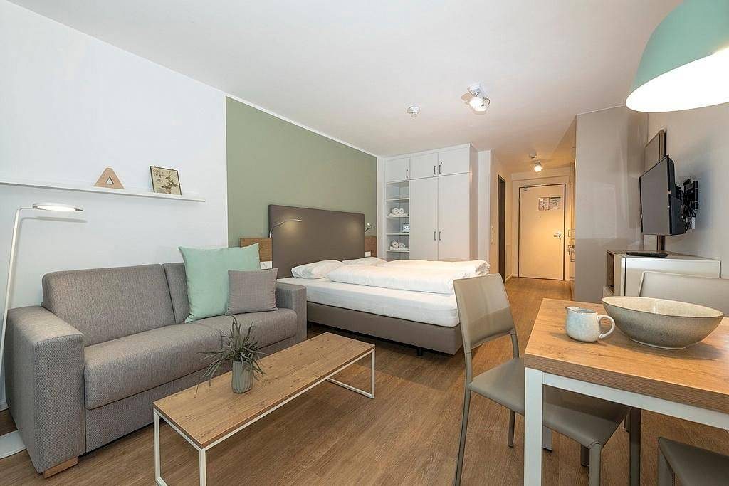 Zentrales Apartment mit sonniger Terrasse, Sauna im Haus - nur 300 m zum Strand! — Bild 3