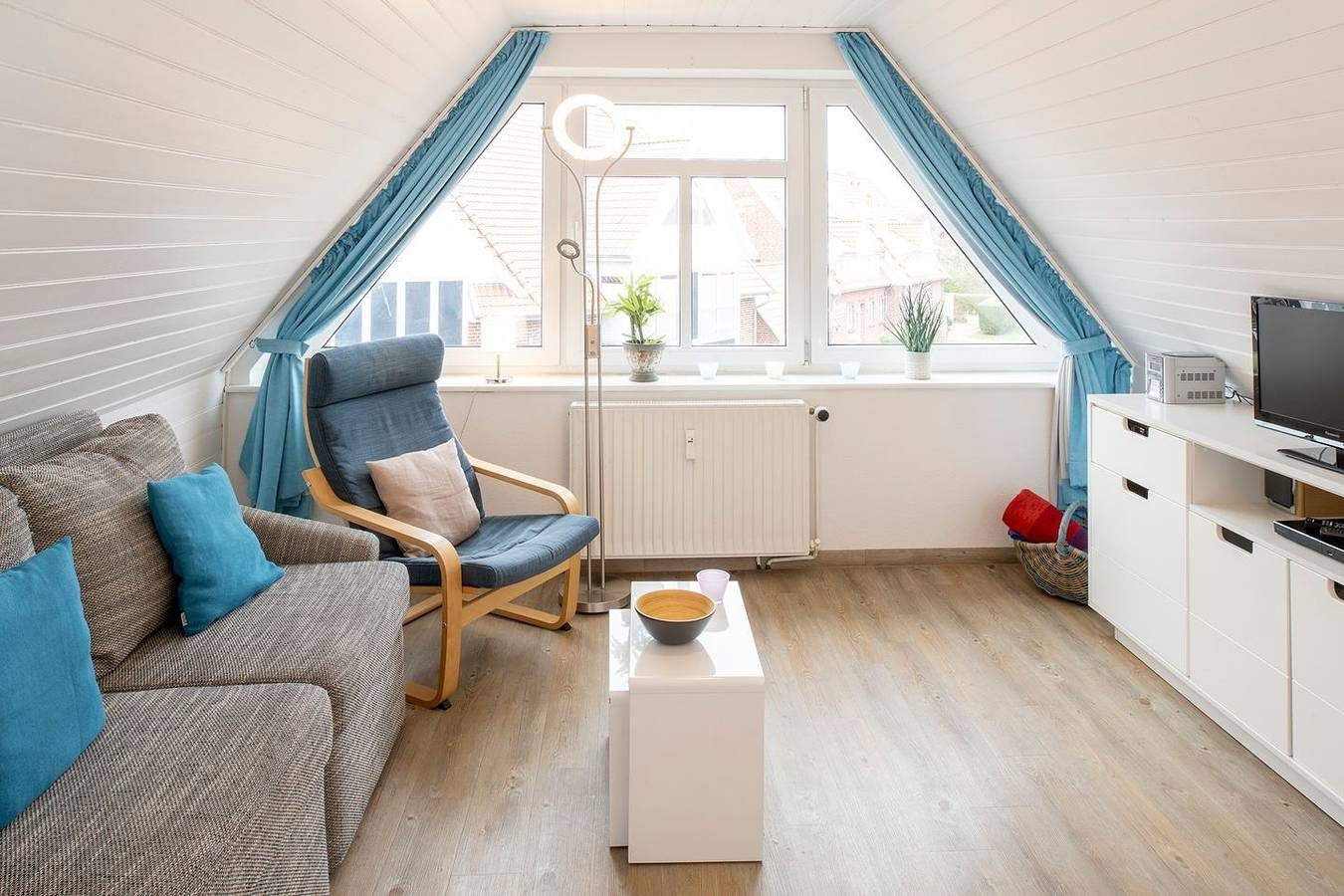 Inselurlaub auf Langeoog in der Ferienwohnung „Strandvogt 5”: strandnah und zentral gelegen. — Bild 3