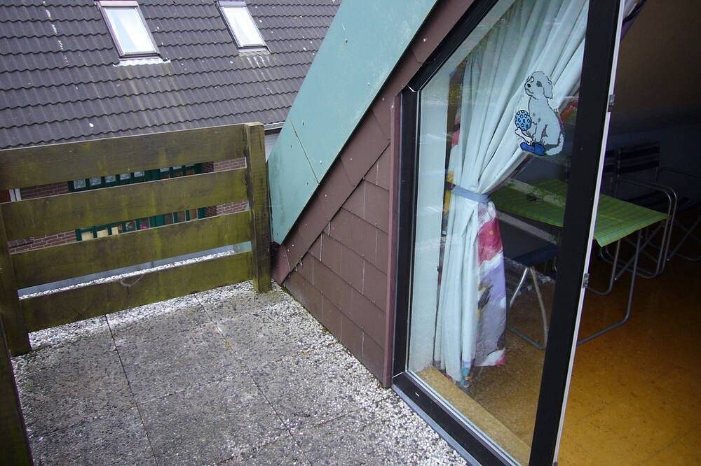 Fewo2 für Familien, auch mit Hund, Blick auf den Deich und kurzer Weg zum Strand — Bild 5