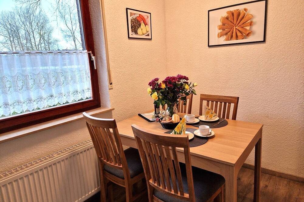 Zentrale, im Herzen Norddeich gelegene Erdgeschoss Ferienwohnung für 4 Personen — Bild 3