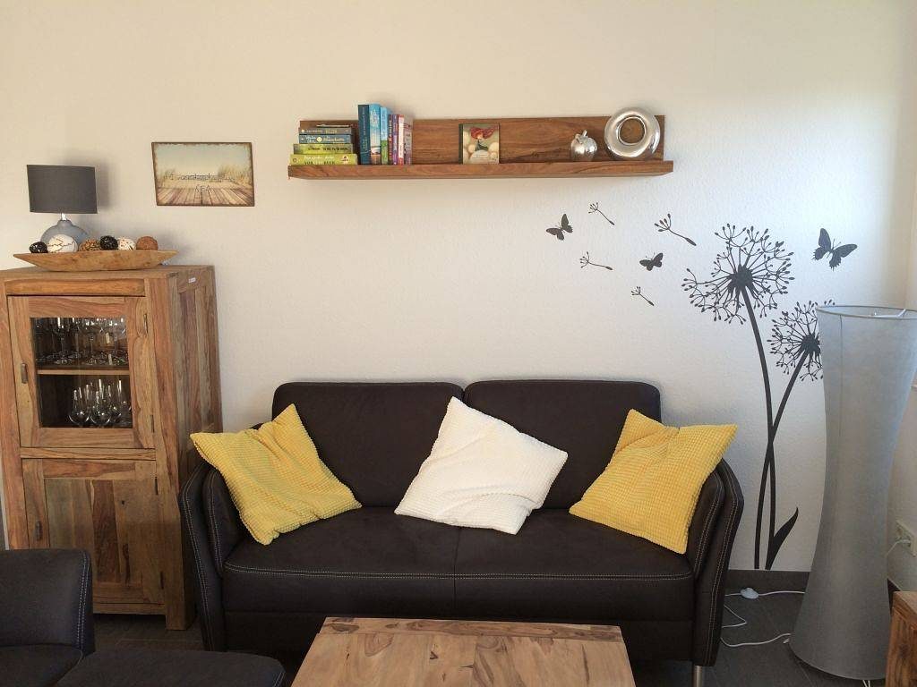 Moderne 75qm Ferienwohnung für 4 Personen mit Kamin & Balkon in zentraler Lage — Bild 4