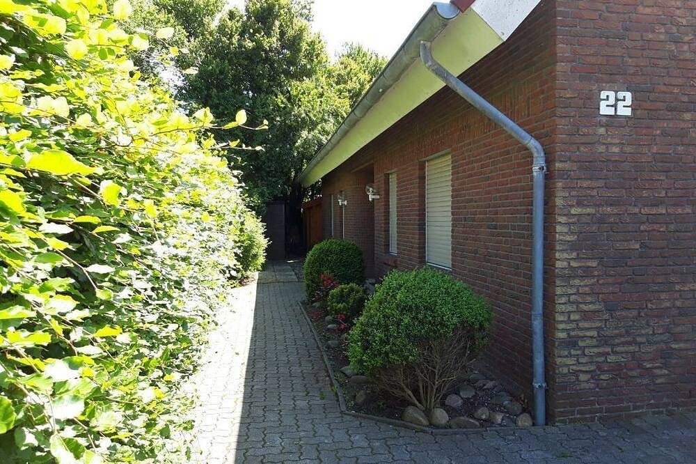 Ferienwohnung Tante Lollo´s Kajüte Og in ruhiger Lage — Bild 2