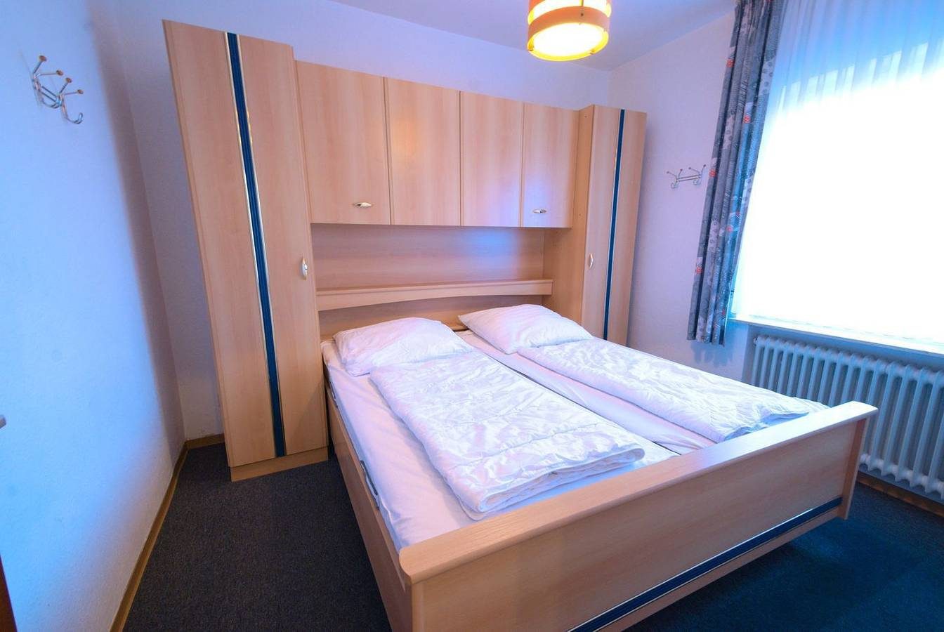 Ruhige, zentrale Ferienwohnung in Strandnähe mit 1 Schlafzimmer — Bild 4