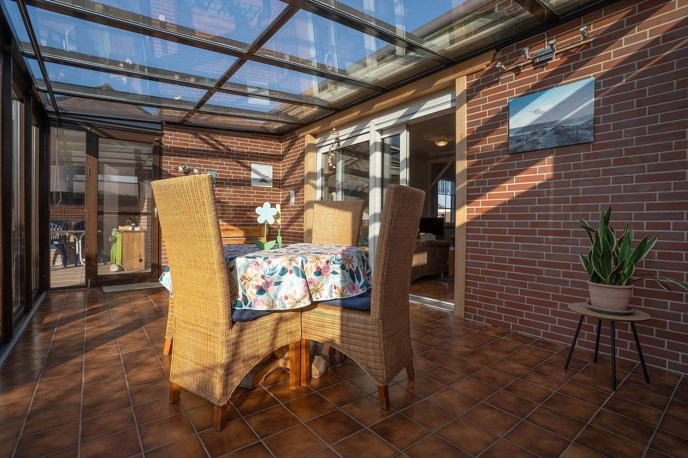 Ferienhaus 'Haus Ferienparadies' mit gemeinsamer Terrasse, privatem Garten und Wi-Fi — Bild 5