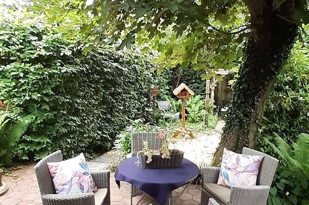 \"Moor&Meer\" Komfort-Fewo mitterrasse , Garten, rollstuhlgerecht, Hund willkommen