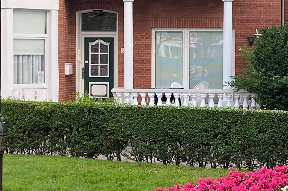 Ferienwohnung für 2 Personen mit Terrasse nahe dem Bahnhof — Bild 4