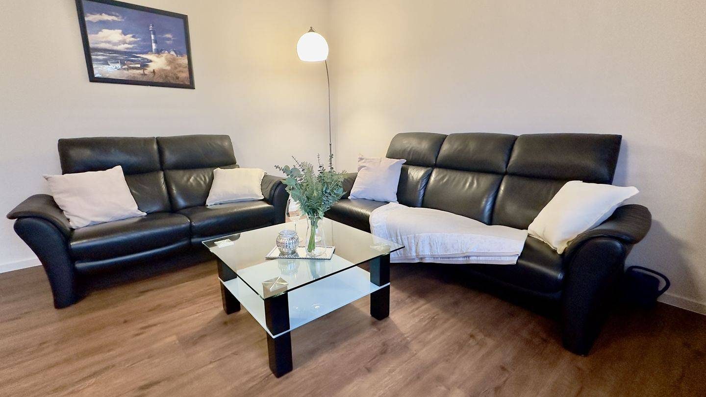 "Willkommen im Ferienhaus Anita – 80 qm, Platz für 4, Hund & Garten!" — Bild 2