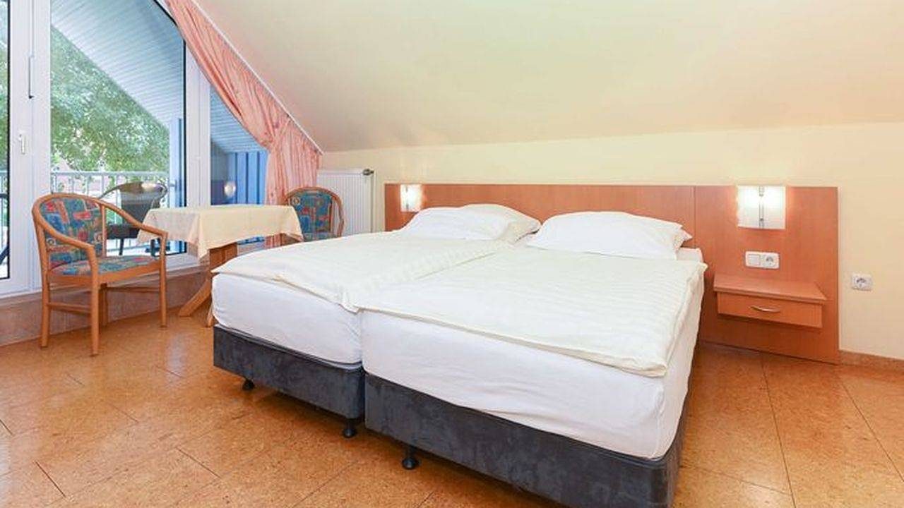 Doppelzimmer für 2 Personen in Esens — Bild 2