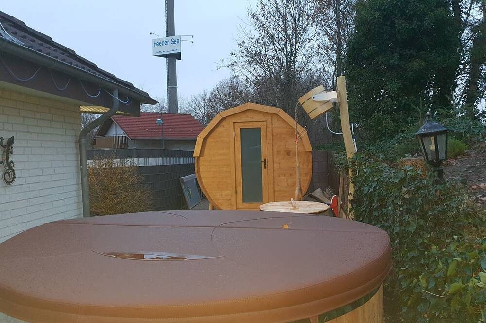 Bungalow an Heeder See  mit Sauna,Badebottich, Tauchbecken, 8 Pers.,Wi-Fi, — Bild 2