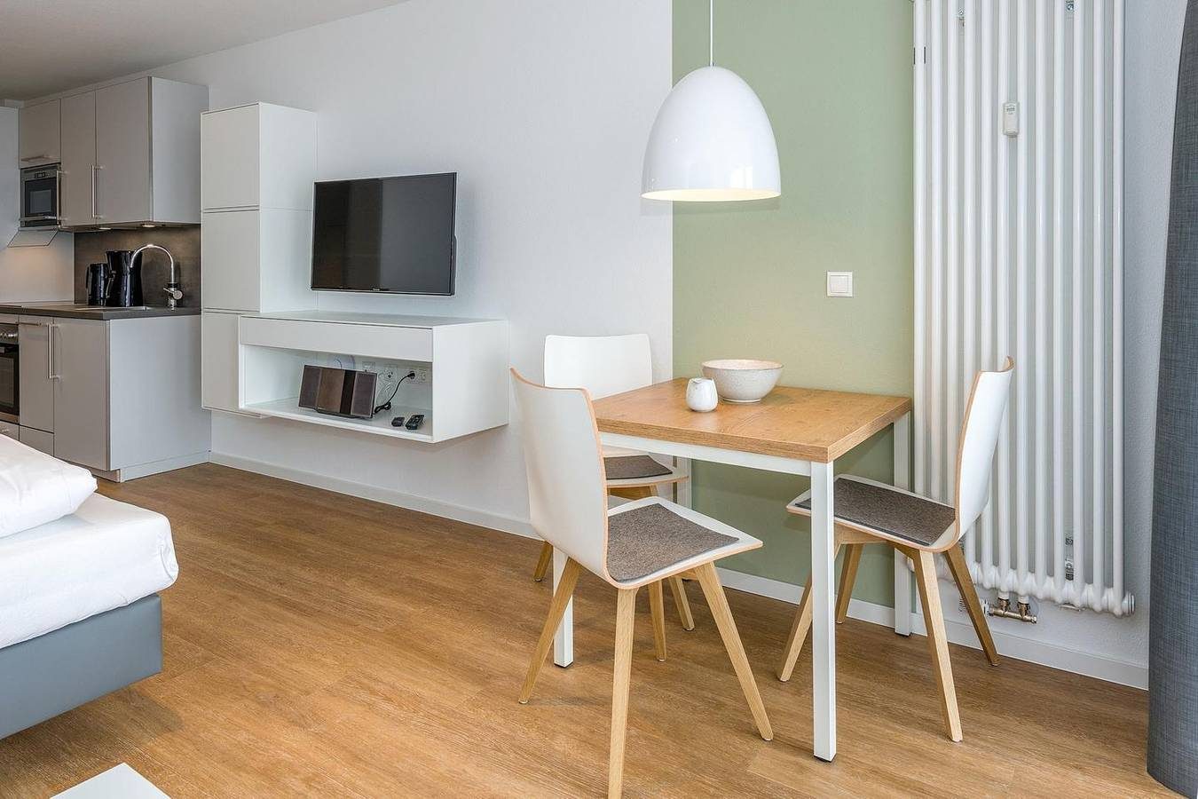 1-Zimmer-Apartment, strandnah, mit Balkon, Parkplatz, Schwimmbad- & Saunanutzung — Bild 2