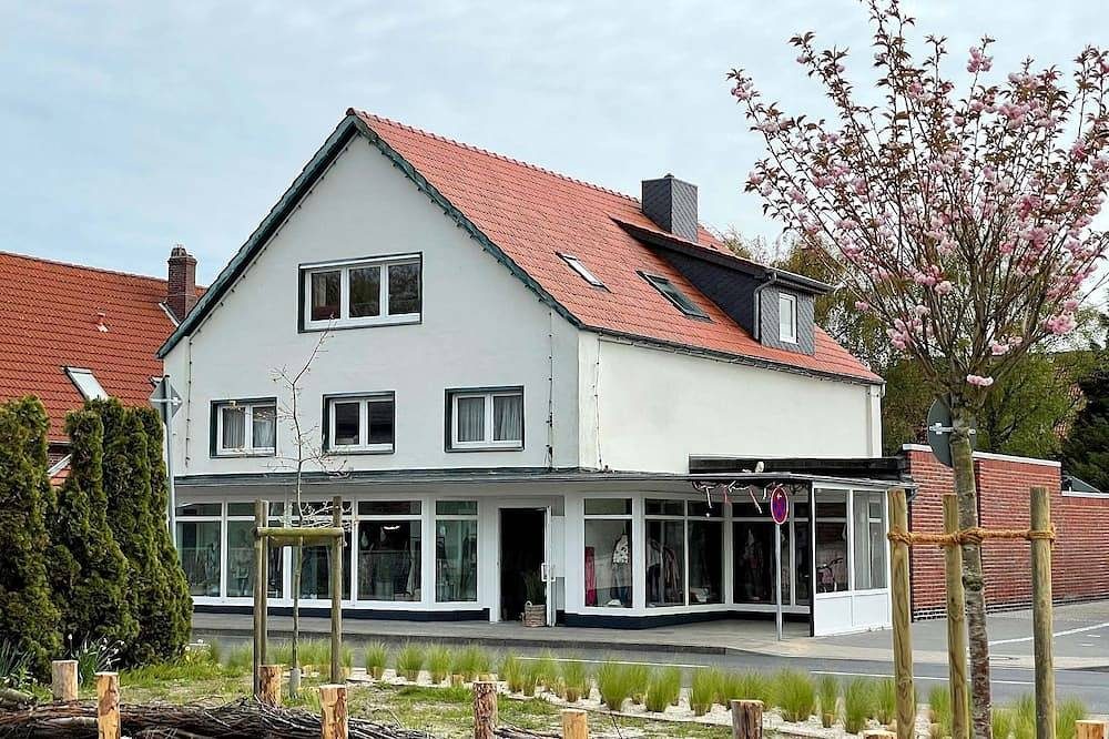 Das kuschelige Apartment Coco mit kleiner Kitchenette und Dusche\/Wc ist ideal fü — Bild 2