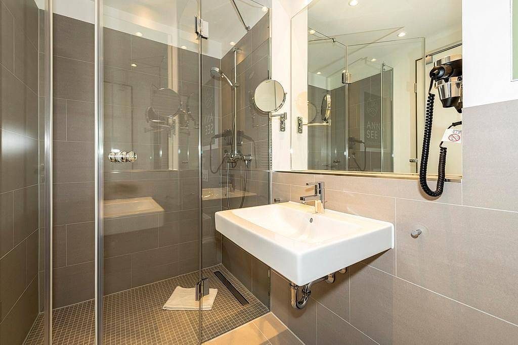 Zentrales Ferienapartment in Strandnähe mit Terrasse und Saunabereich im Haus! — Bild 5
