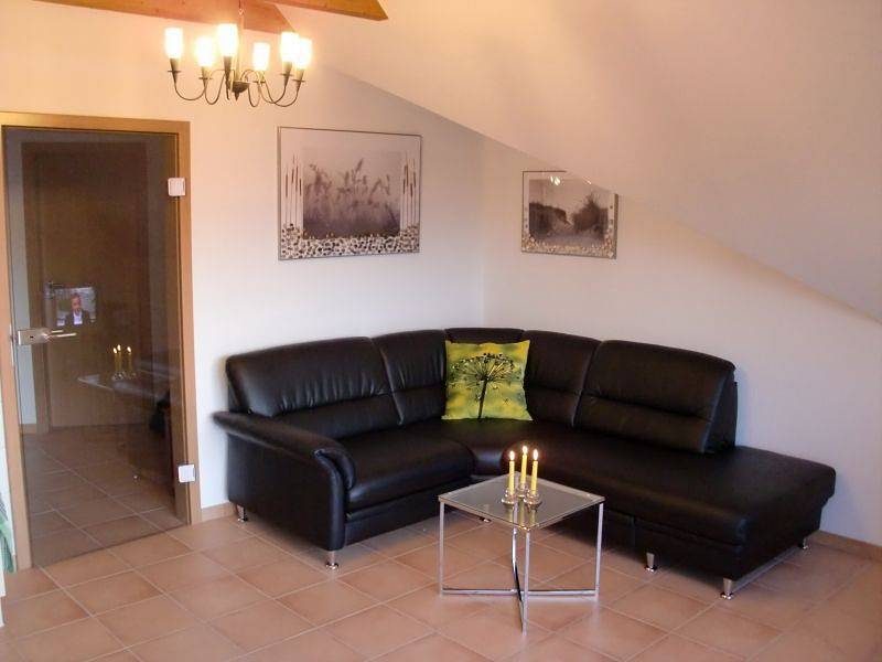 Schöne Dachgeschosswohnung (60qm) für 4 Personen mit Balkon und tollem Blick — Bild 2