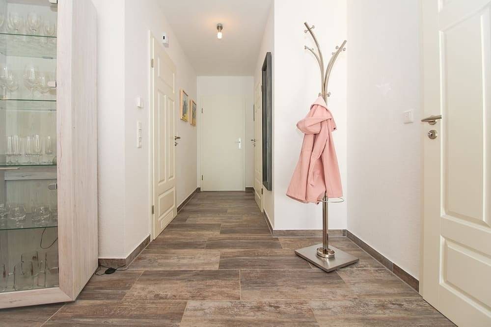 Fewo im Erdgeschoss für 2 Personen + Hund mit Terrasse und Garten in Norden — Bild 5