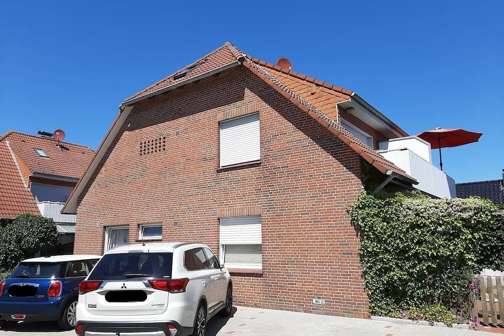 Strandnahe (250m) Ferienwohnung -  Platz für bis zu 4 Pers. — Bild 2