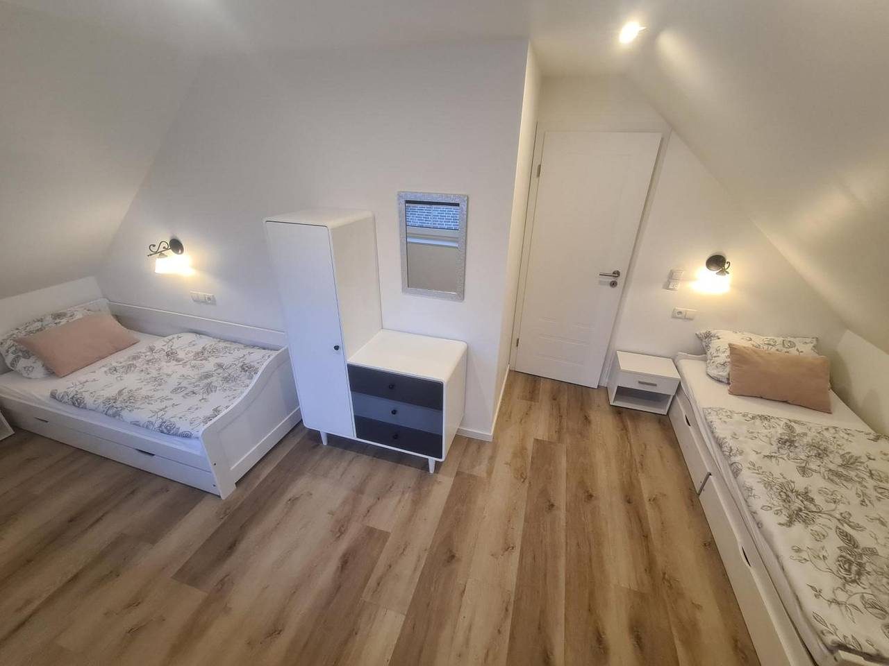 Ferienhaus 'Emily' mit Seeblick, privater Terrasse und Wi-Fi — Bild 5