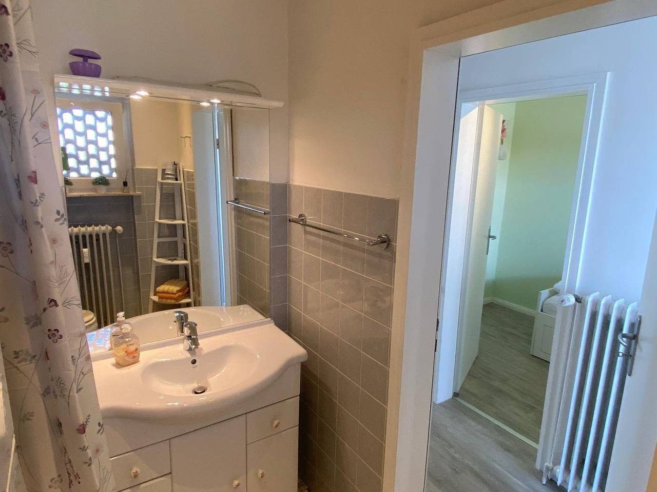 Gemütliche Ferienwohnung in direkter Deichlage mit Balkon - beste Aussicht — Bild 4