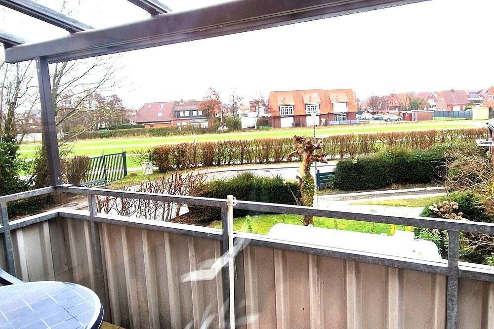 Ferienwohnung im 1. Og in Strandnähe mit überdachtem Balkon für bis zu 4 Pers. — Bild 2