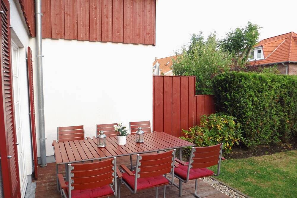 Ferienhaus mitten im Herzen von Greetsiel mit Sauna, Kamin und Garten — Bild 5