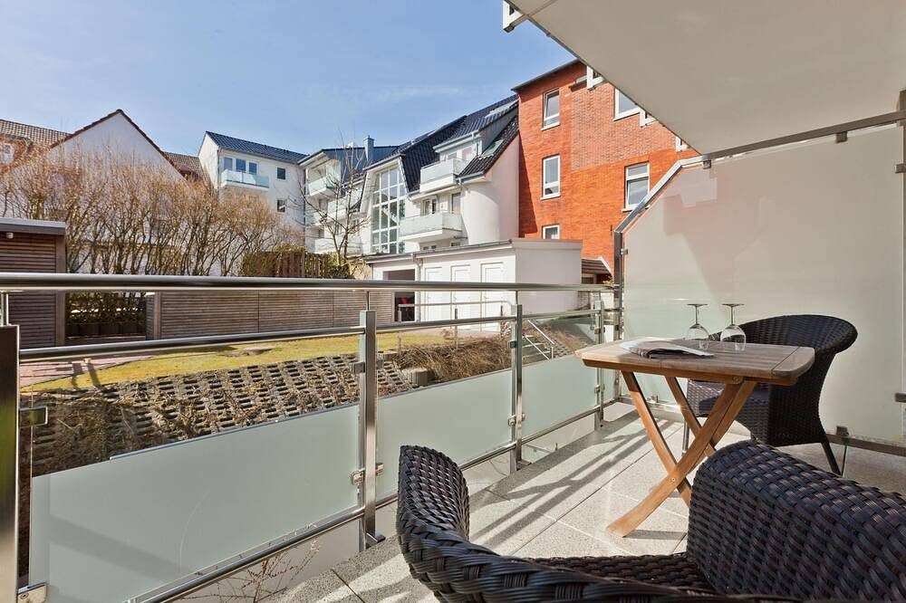Die Ferienwohnung \"Sonne 3\" liegt im Erdgeschoss im Haus \"Sonnenhaken\". — Bild 2