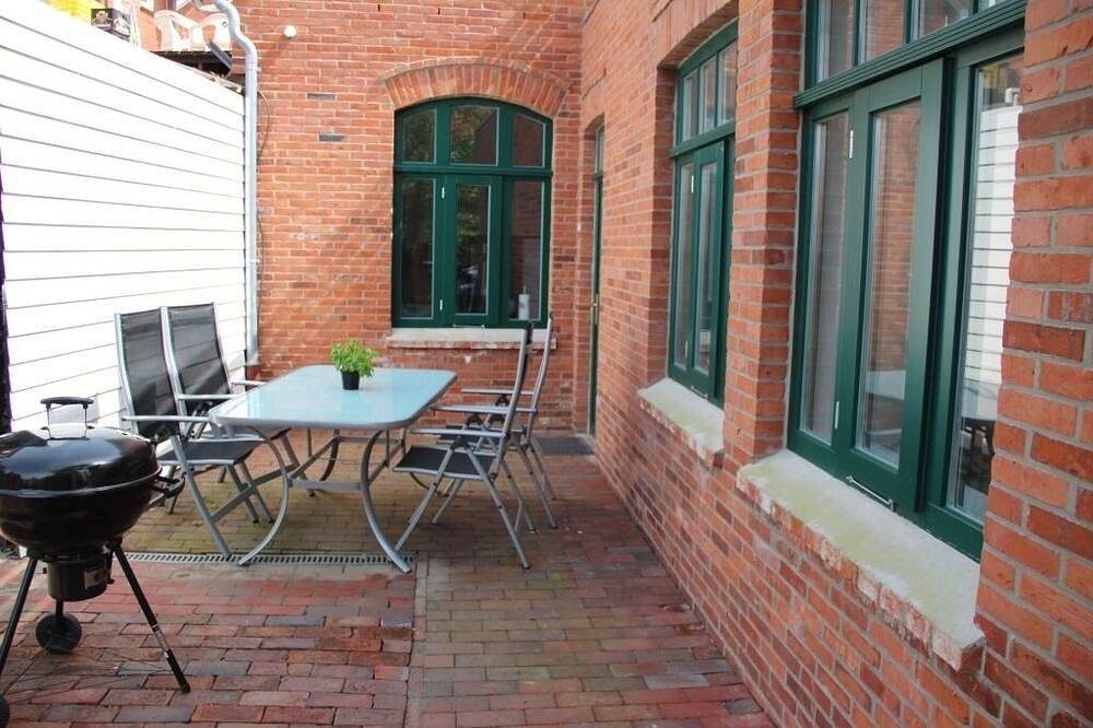 Charmantes 4* Ferienhaus\/3 Schlafzimmer\/3 Bäder\/6 Betten\/Sauna\/Wlan\/Dachterrass — Bild 4