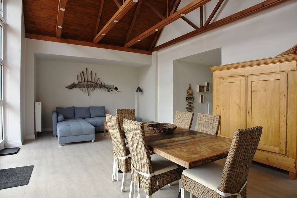 Apartment-Modern-Eigenes Badezimmer-Terrasse-#03 — Bild 5