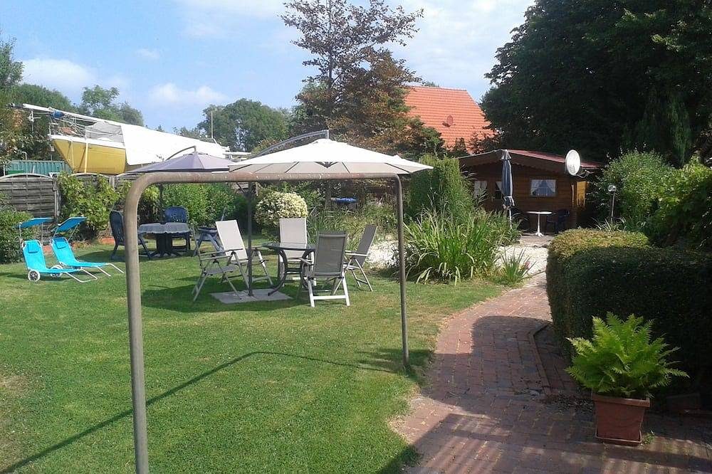 helle Ferienwohnung im Eg - renoviert und neu möbliert - zum Strand 1Km - Wlan — Bild 3